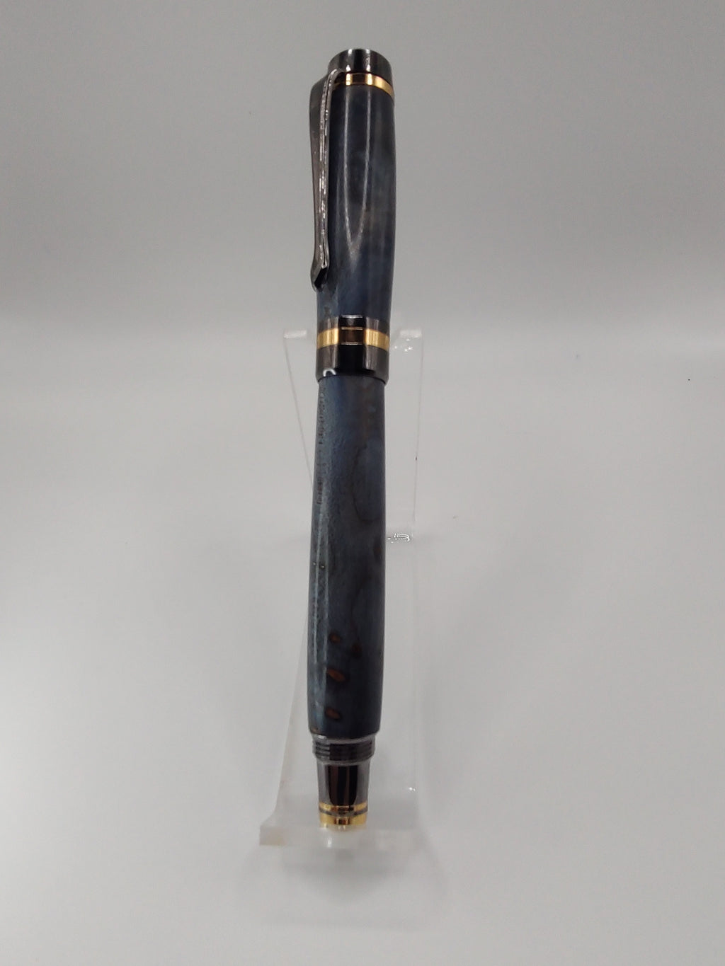 Elite II Fountain Pen, Gold nib in Lapis Blue Mable Burl