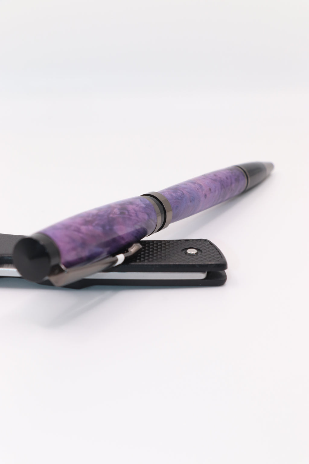 Classic Design Twist Pen in Purple Box Elder